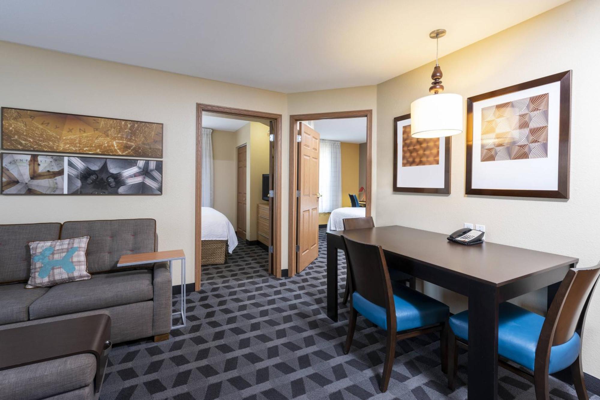 Towneplace Suites By Marriott East Lansing Exterior foto