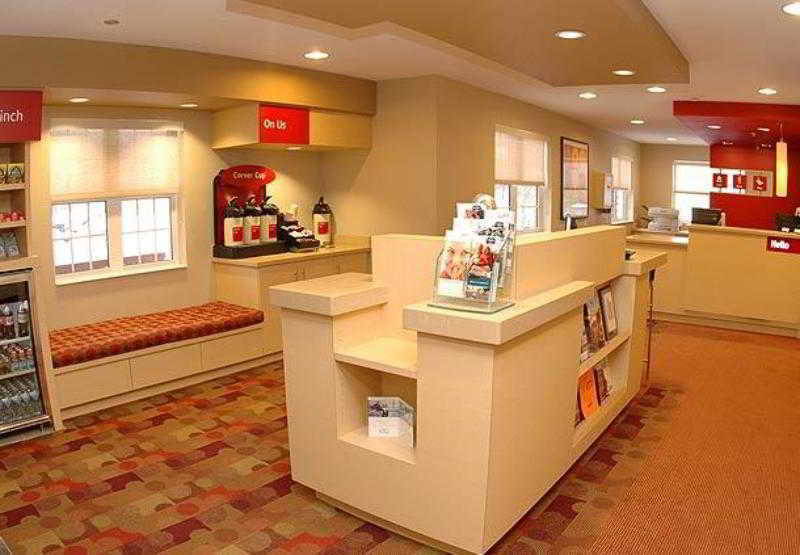 Towneplace Suites By Marriott East Lansing Exterior foto